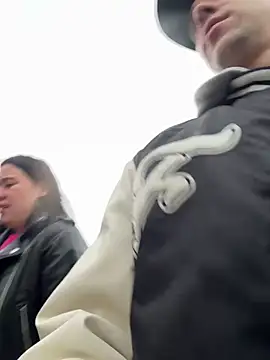 czruz online show from November 17, 2025, 1:04 pm