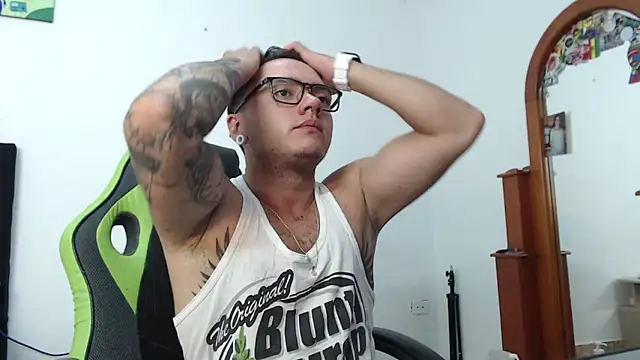 male pussy online show from May 28, 2026, 12:29 am