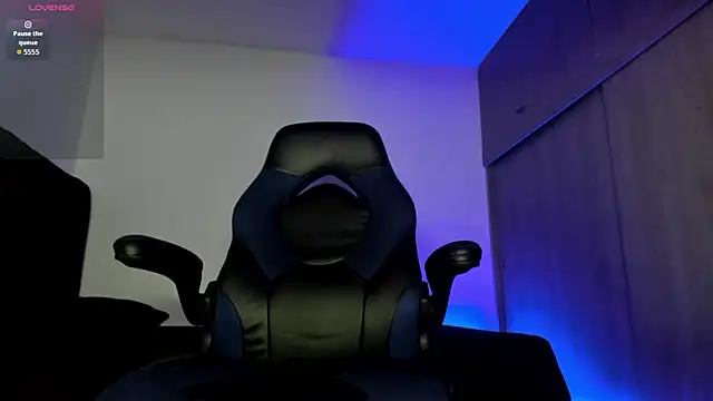 male pussy online show from October 15, 2025, 4:22 am