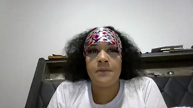 Ladycinnabon1 online show from November 28, 2025, 1:50 am