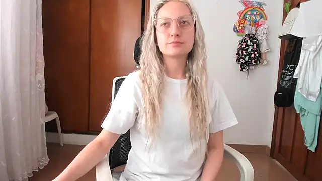 Adele johnsonn1 online show from October 29, 2025, 3:11 pm