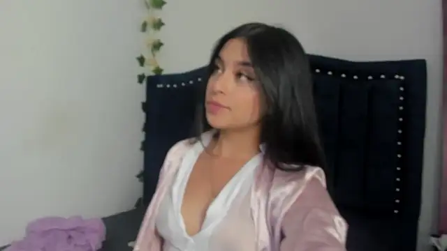 Snapshot of MelodySweett chatting on December 23, 2025, 3:28 am MelodySweett online show from December 23, 2025, 3:28 am