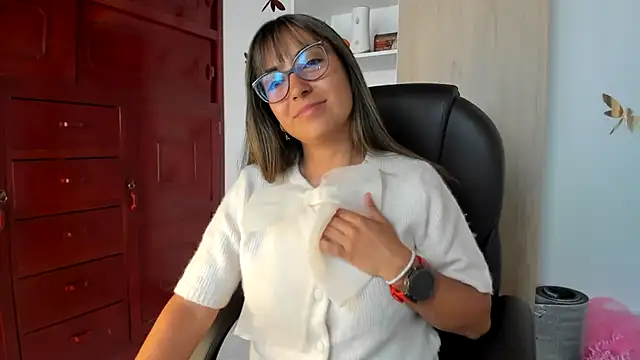 Snapshot of Isabellaa22_1 chatting on January 7, 2026, 6:02 pm Isabellaa22 1 online show from January 7, 2026, 6:02 pm