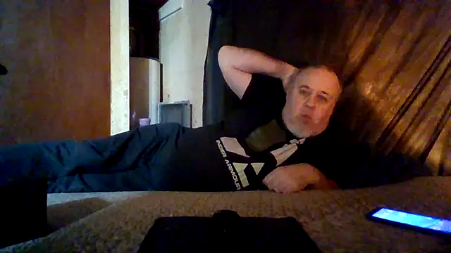 Nightshade7712 online show from January 11, 2026, 10:05 pm