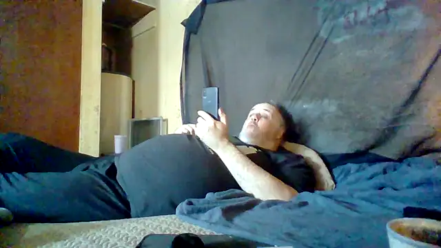 Nightshade7712 online show from December 2, 2025, 5:25 pm