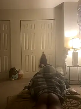 Snapshot of UltraHottie chatting on October 31, 2025, 3:47 am UltraHottie online show from October 31, 2025, 3:47 am