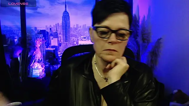 ninarandmann online show from March 22, 2026, 5:25 pm