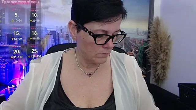 ninarandmann online show from March 17, 2025, 7:04 pm