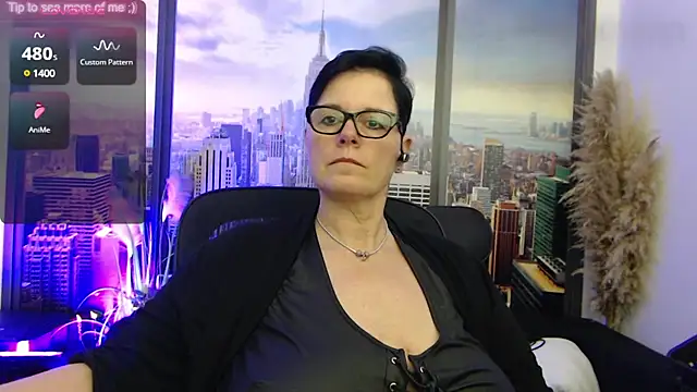 ninarandmann online show from February 24, 2025, 6:26 pm