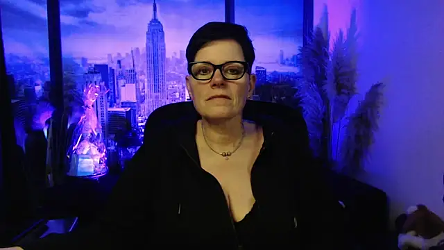 ninarandmann online show from March 28, 2026, 6:09 pm