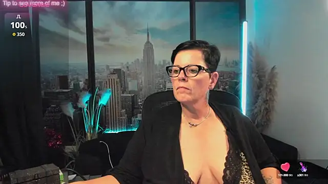 ninarandmann online show from September 27, 2025, 4:35 pm