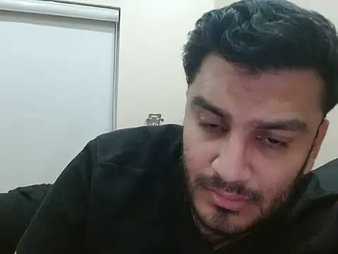 Snapshot of robintoit chatting on June 6, 2026, 4:56 pm robintoit online show from June 6, 2026, 4:56 pm