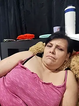 Natasha milf   online show from November 6, 2025, 12:25 am