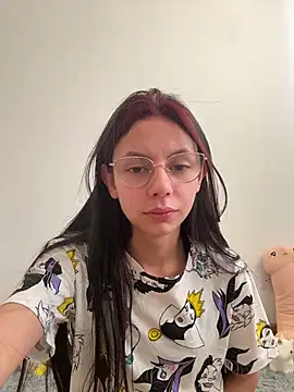 Bonniepark online show from December 5, 2025, 2:04 pm