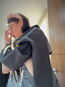 Bonniepark online show from March 14, 2026, 9:10 pm