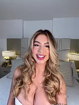  laura 02 online show from June 29, 2026, 8:30 pm