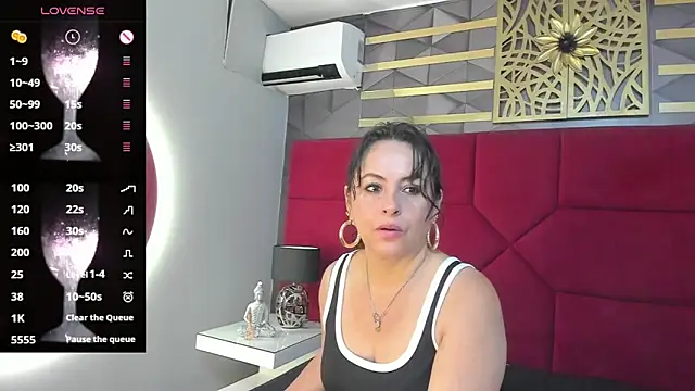 Snapshot of hanny_milf chatting on February 19, 2025, 11:49 am hanny milf online show from February 19, 2025, 11:49 am