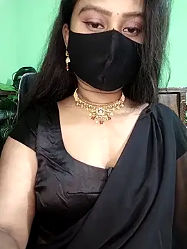 Idhika Paul online show from February 11, 2026, 1:44 pm