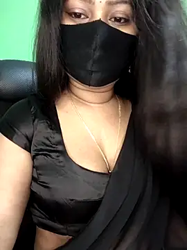 Idhika Paul online show from March 9, 2026, 9:24 am