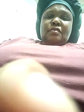 Snapshot of HOTSUGARX5 chatting on March 3, 2025, 9:37 pm HOTSUGARX5 online show from March 3, 2025, 9:37 pm