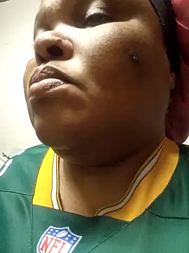 Snapshot of HOTSUGARX5 chatting on December 17, 2025, 7:13 am HOTSUGARX5 online show from December 17, 2025, 7:13 am