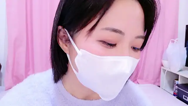 Nonchan  online show from October 15, 2025, 11:40 am