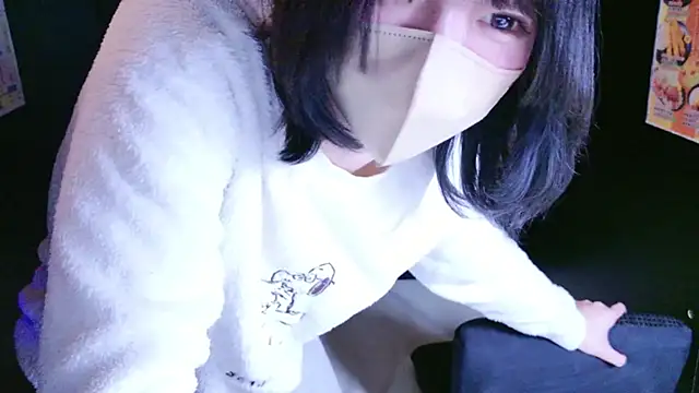 ranran ch online show from December 5, 2025, 4:55 am