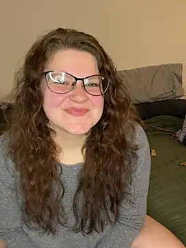 Snapshot of sexybee124 chatting on April 11, 2026, 4:42 am sexybee124 online show from April 11, 2026, 4:42 am