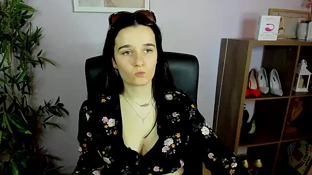 KateDelight online show from March 22, 2025, 1:41 pm