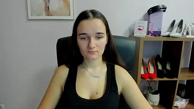 KateDelight online show from November 1, 2025, 7:35 am