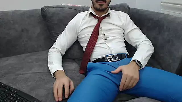 Naughtb0y online show from January 5, 2026, 6:55 pm