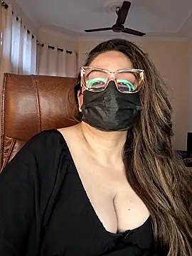 SEXY-Sardarni online show from September 28, 2025, 8:54 am