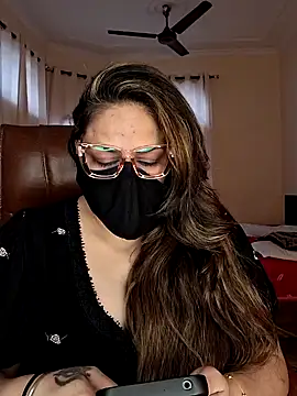 SEXY-Sardarni online show from February 2, 2025, 8:24 am