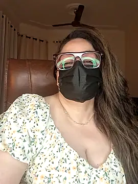 SEXY-Sardarni online show from September 22, 2025, 2:56 pm