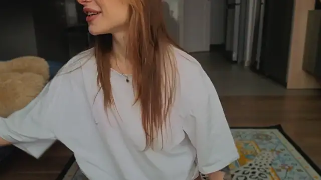 mollyyank online show from March 1, 2026, 10:37 am