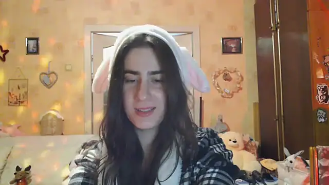 Snapshot of INELIKA chatting on November 4, 2025, 5:50 pm INELIKA online show from November 4, 2025, 5:50 pm