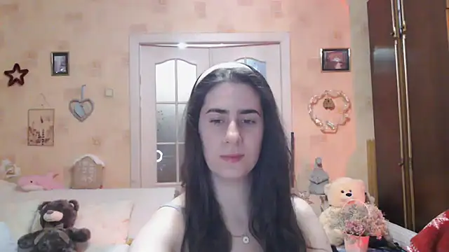 Snapshot of INELIKA chatting on November 13, 2025, 8:02 pm INELIKA online show from November 13, 2025, 8:02 pm