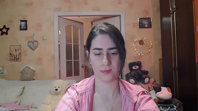 Snapshot of INELIKA chatting on September 19, 2025, 9:30 pm INELIKA online show from September 19, 2025, 9:30 pm