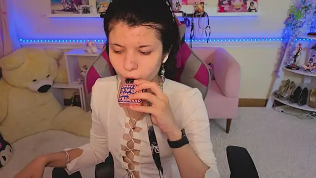 Snapshot of Katya_Zaitseva chatting on July 10, 2026, 6:41 pm Katya Zaitseva online show from July 10, 2026, 6:41 pm