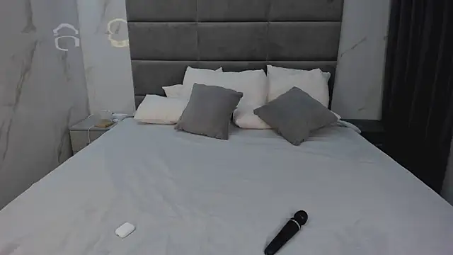 Jane Hayes online show from November 4, 2025, 12:25 am