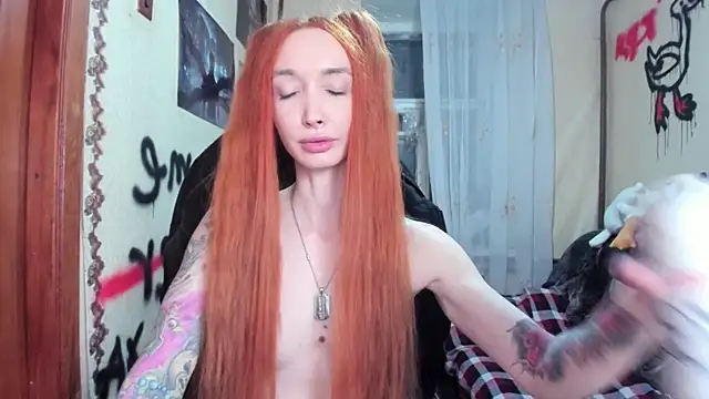 Roxy Silver online show from March 19, 2025, 10:09 pm