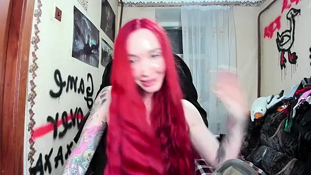 Roxy Silver online show from April 4, 2026, 8:48 pm