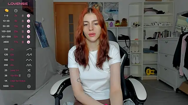 Snapshot of broosnica1 chatting on July 6, 2026, 6:42 am broosnica1 online show from July 6, 2026, 6:42 am