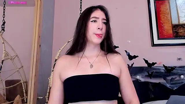 Snapshot of _AlejaCruz_ chatting on November 2, 2025, 5:40 pm AlejaCruz online show from November 2, 2025, 5:40 pm