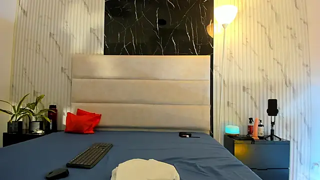 Ganiimedes online show from March 19, 2025, 7:06 pm