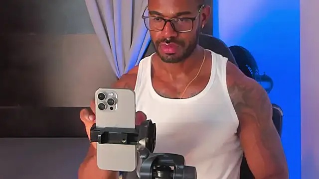 Ganiimedes online show from October 6, 2025, 1:18 am