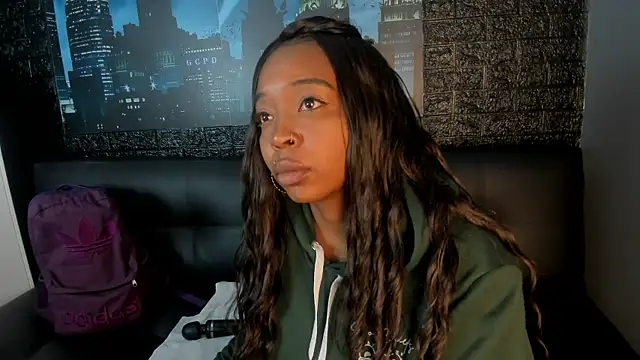 Snapshot of Charlotte__Brown_ chatting on October 14, 2025, 1:56 pm Charlotte Brown online show from October 14, 2025, 1:56 pm