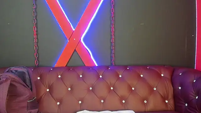 Snapshot of Charlotte__Brown_ chatting on November 6, 2025, 1:26 pm Charlotte Brown online show from November 6, 2025, 1:26 pm