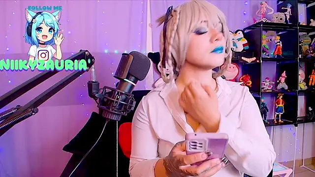  niiky online show from November 7, 2025, 10:20 am