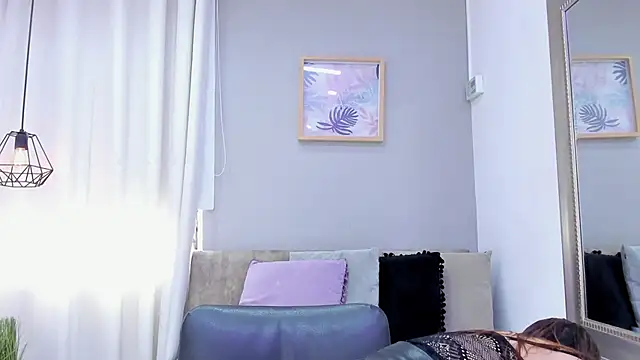  LaraMom  online show from September 20, 2025, 12:21 pm